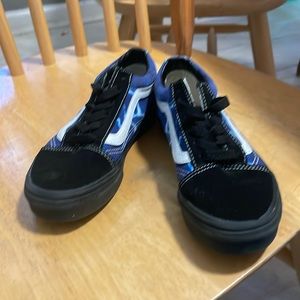 Kids vans size 1
